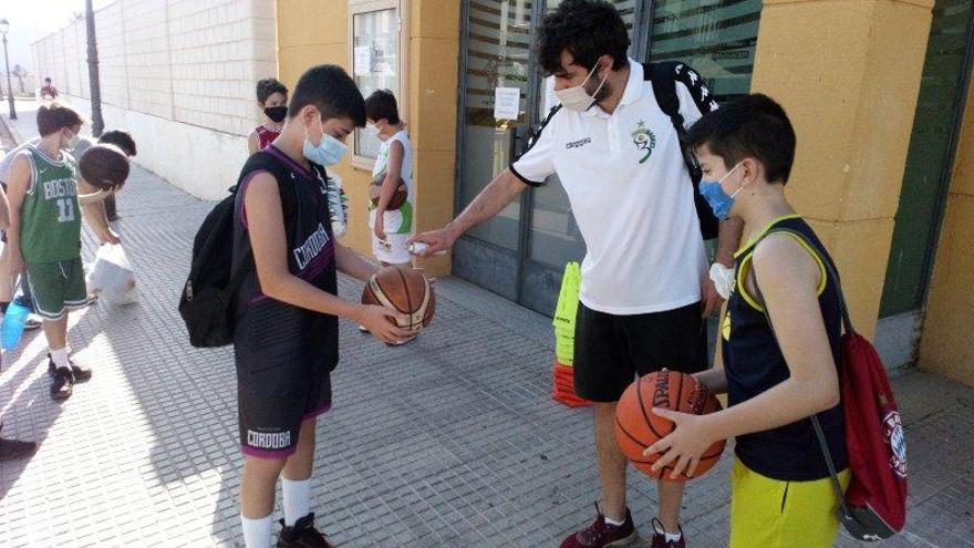 Los clubs de cantera vuelven con ilusión a la actividad