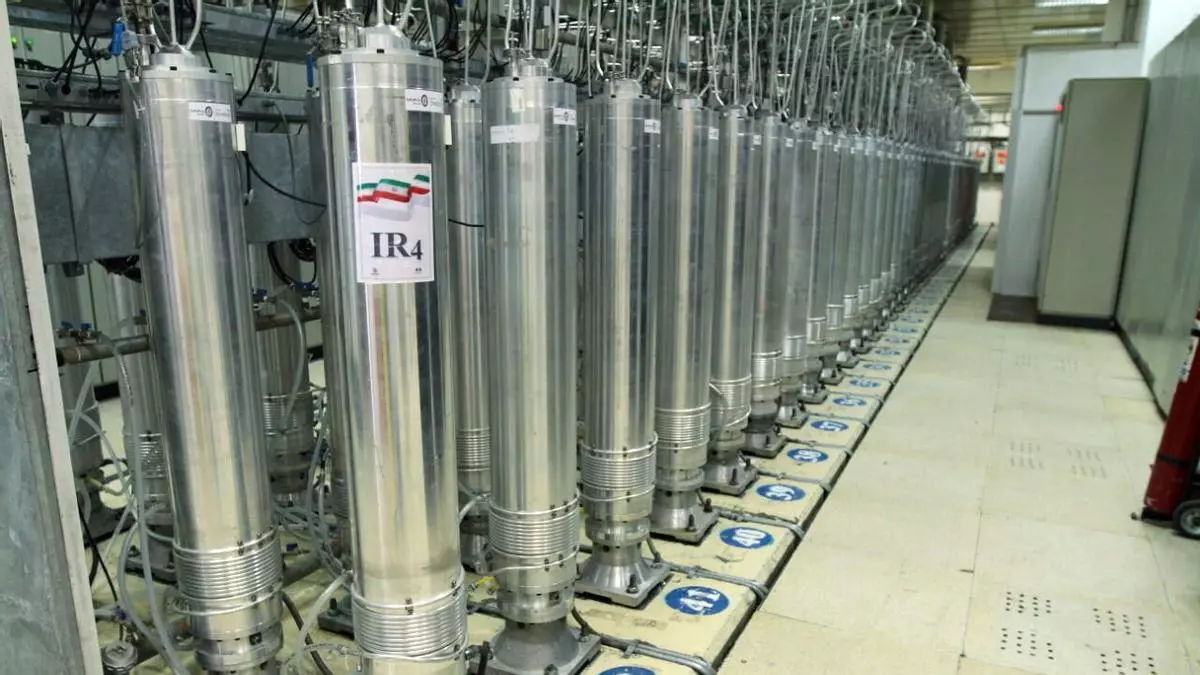 La agencia de la energía atómica de la ONU confirma daños en la planta nuclear iraní de Natanz