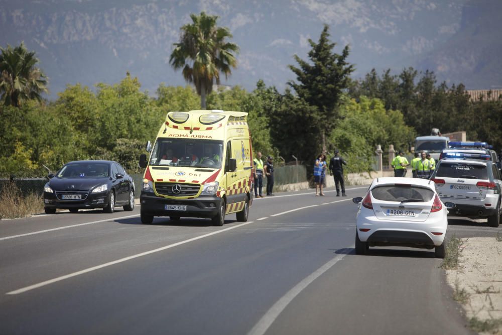 Muere un policía local al estrellarse en moto contra un coche en Son Sardina