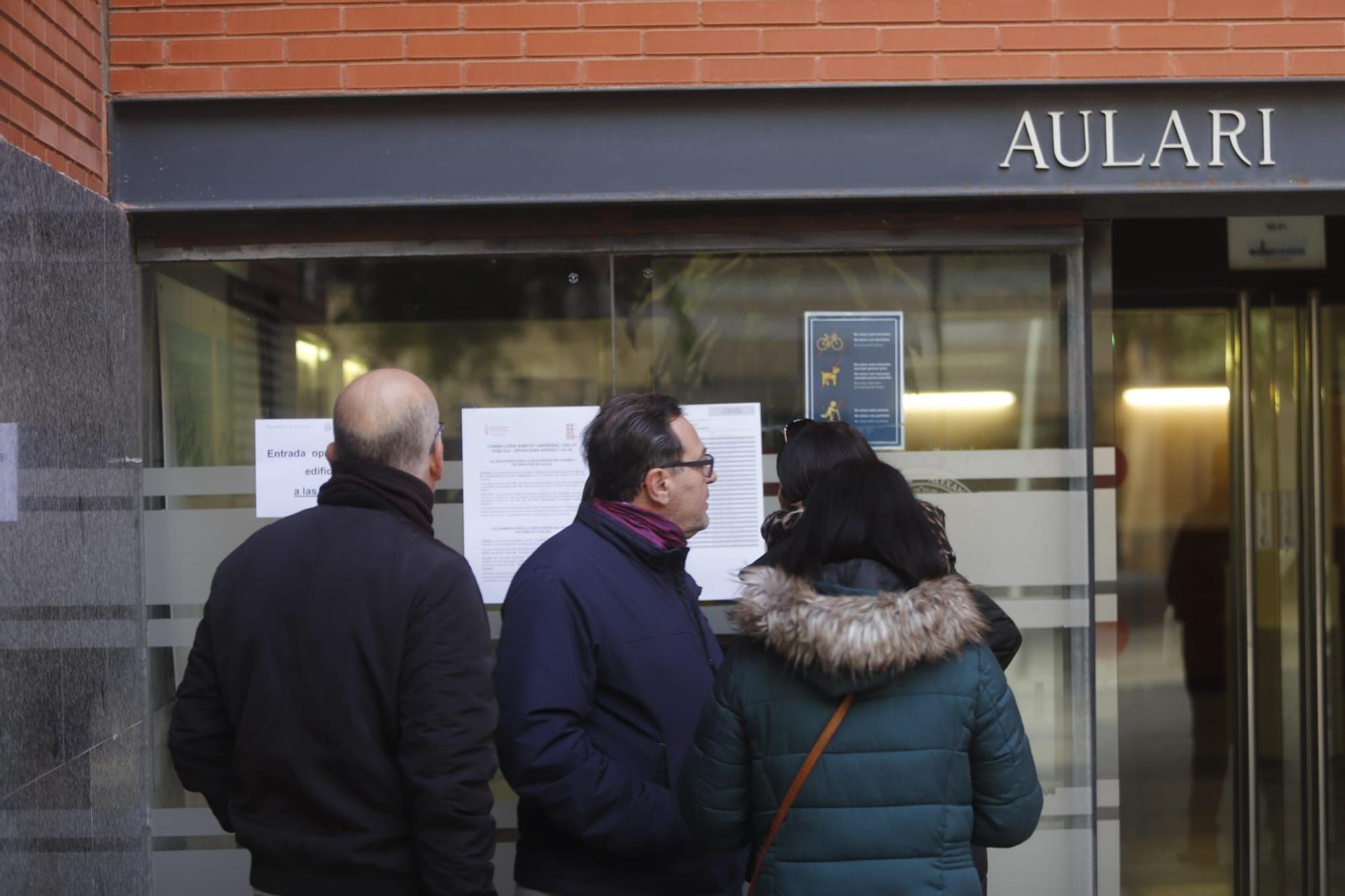 26.000 personas se examinan en las oposiciones de celador