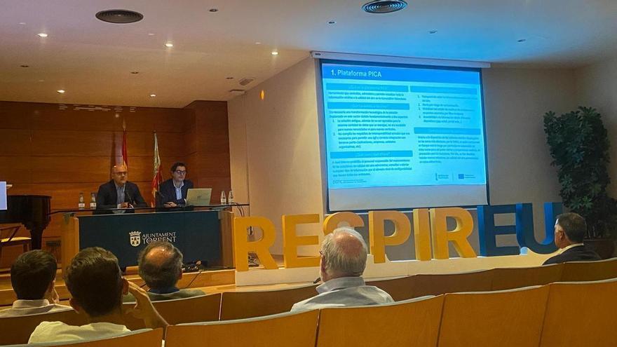 Torrent acoge la presentación de la nueva plataforma de la Generalitat para monitorizar en tiempo real la calidad del aire
