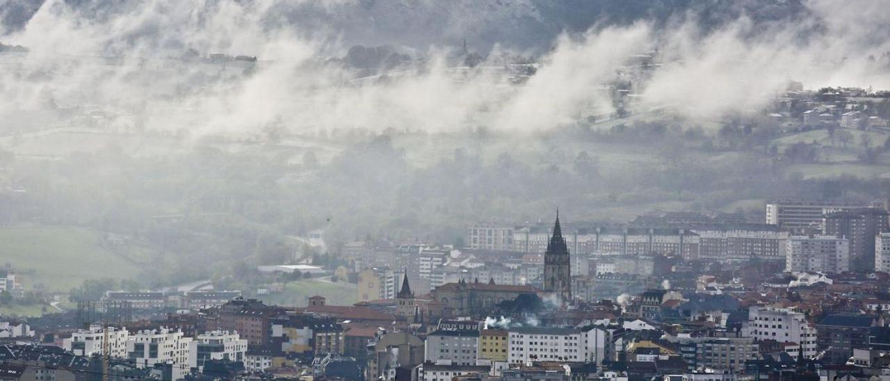 Vista general de Oviedo, desde el Naranco.