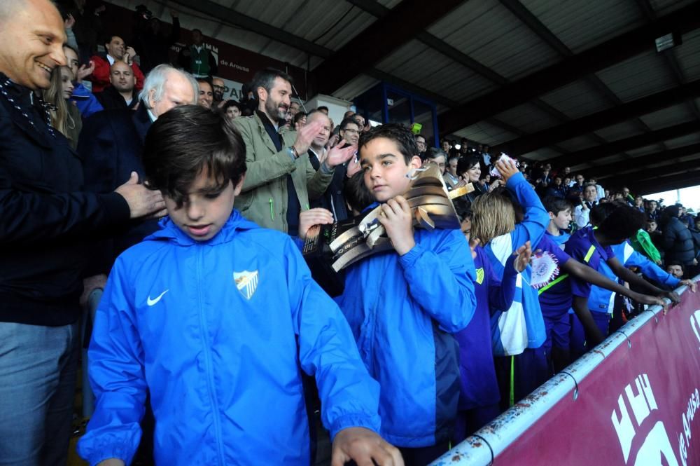 El Málaga rubrica su nombre en el libro dorado del Arousa Fútbol-7