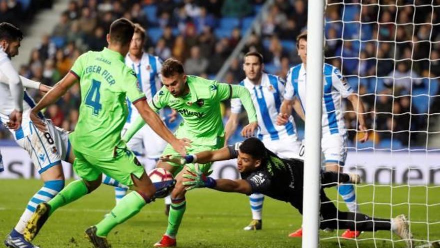 El Levante UD suma más puntos ante los diez primeros que ante los diez últimos