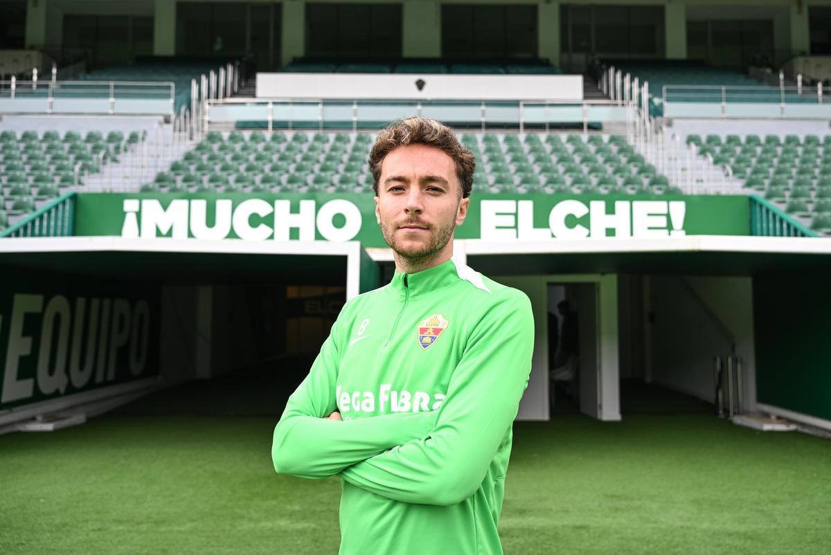 Marc Aguado, futbolista del Elche