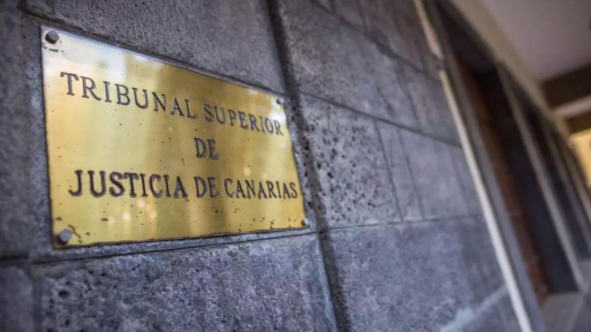 Placa del Tribunal Superior de Justicia de Canarias