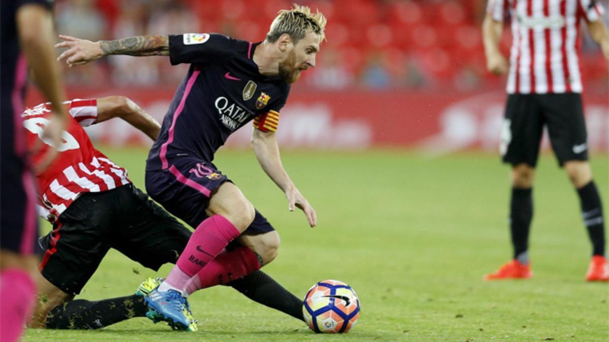 Leo Messi acabó tocado tras el partido del FC Barcelona en San Mamés (0-1)
