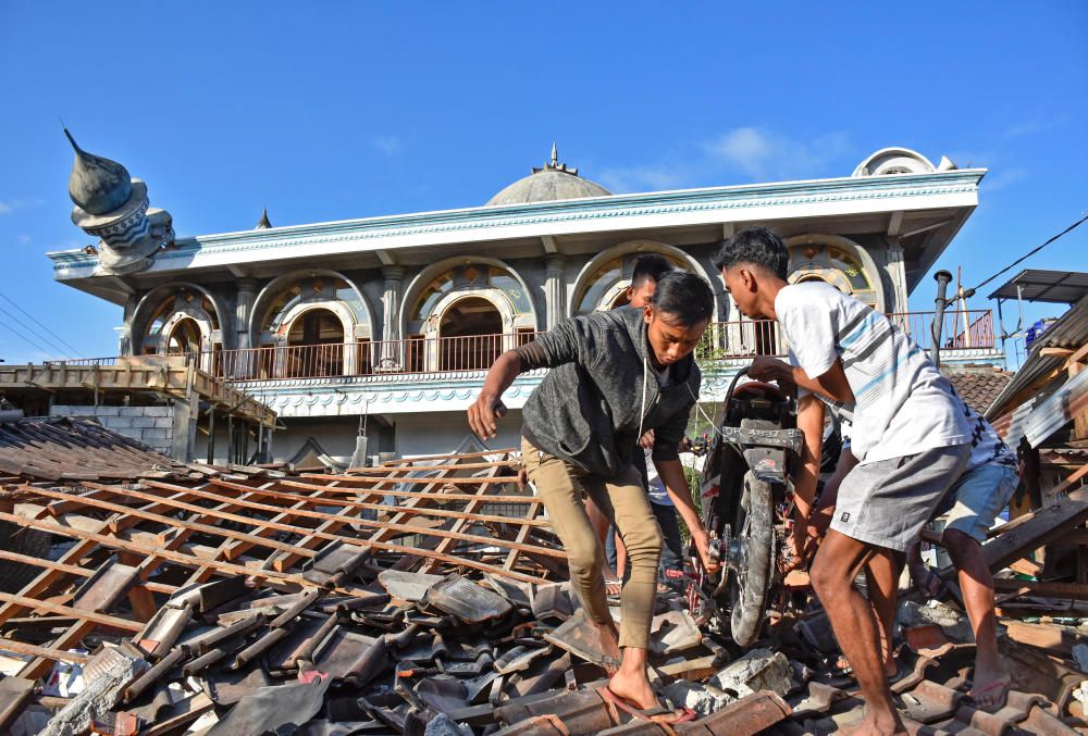 Terratrèmol a l'illa de Lombok a Indonèsia