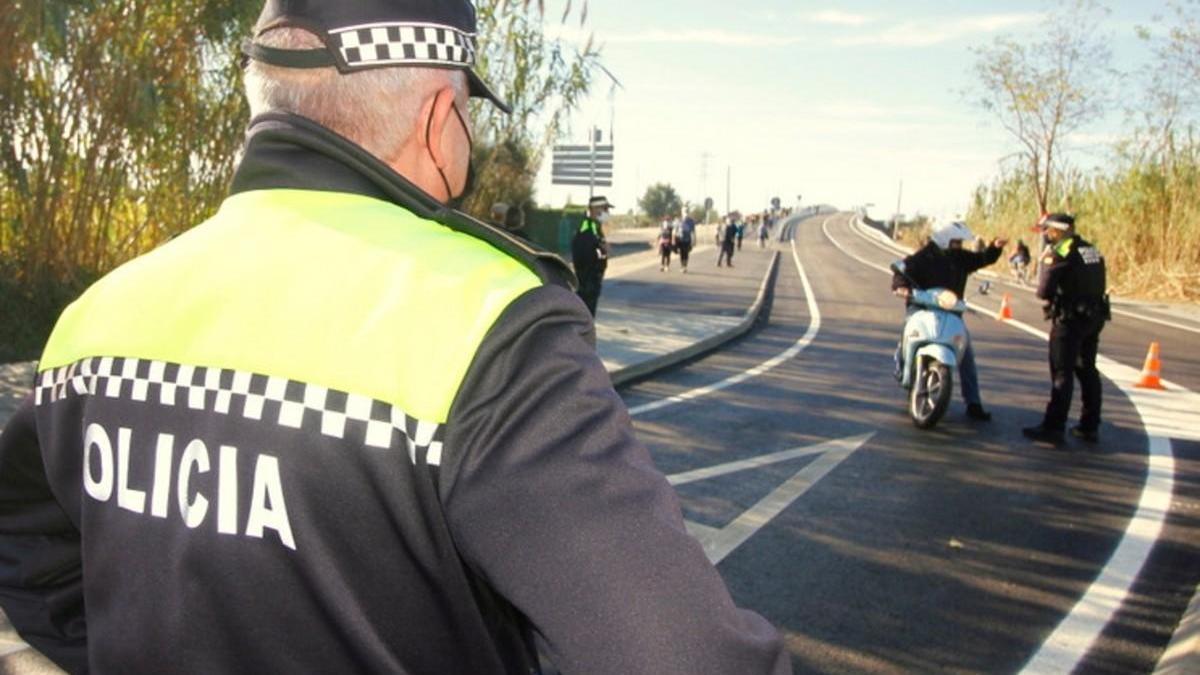 Un els controls d&#039;entrada de la Policia de Blanes.