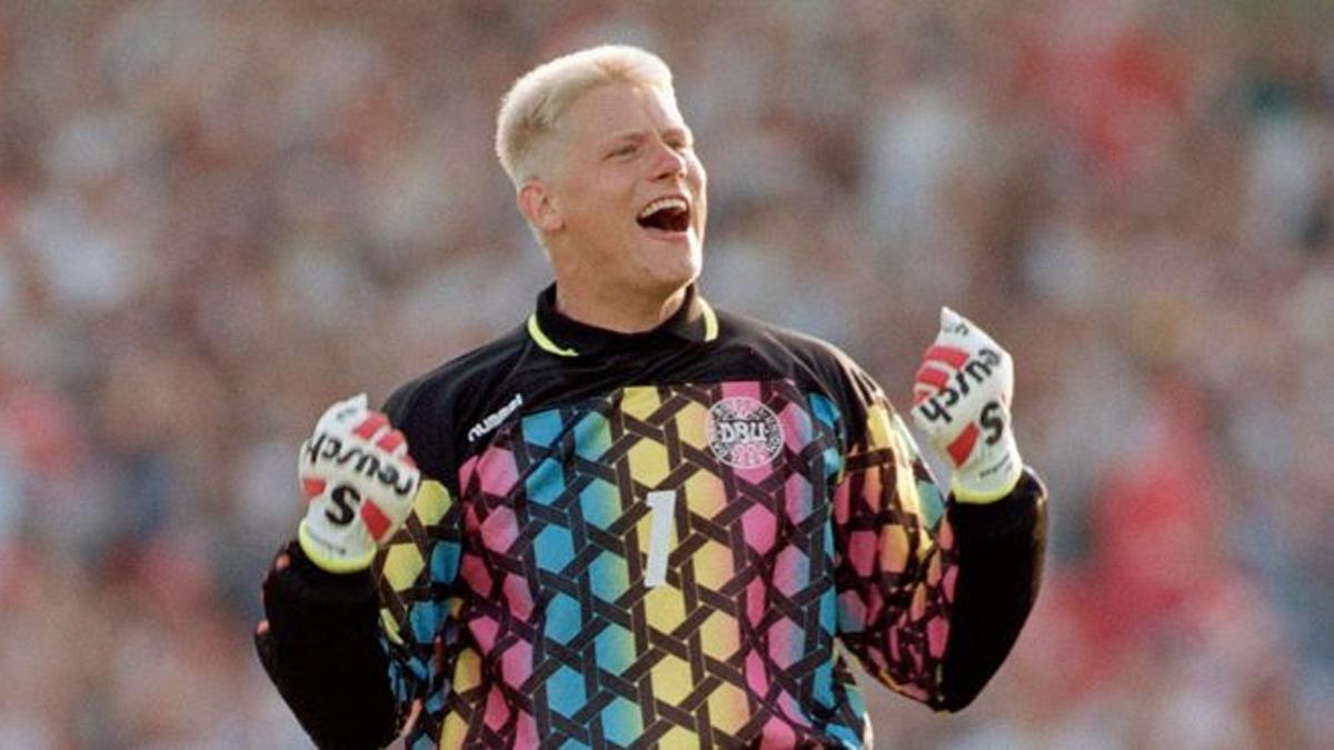 Imagen de archivo de Peter Schmeichel durante la Eurocopa de Suecia.