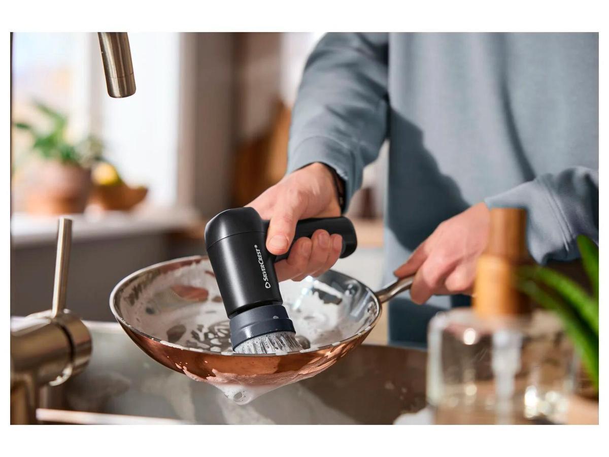 Cepillo universal de limpieza.