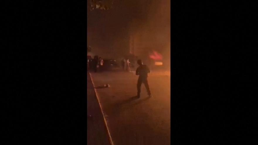 Manifestantes irrumpen en el edificio del parlamento libio en Tobruk.