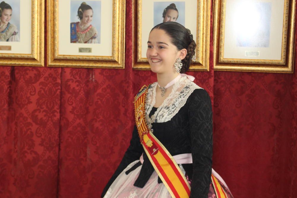 La "mini alfombra roja" de la exaltación de la fallera mayor infantil 2020