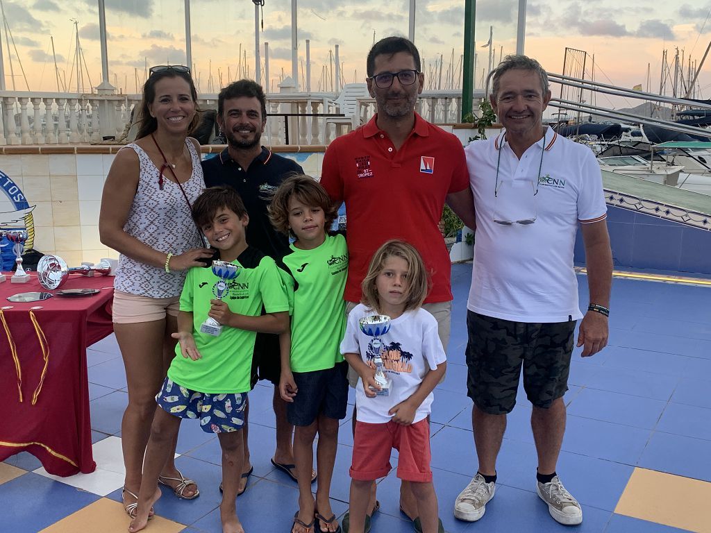 Clausura de temporada en el club náutico Los Nietos