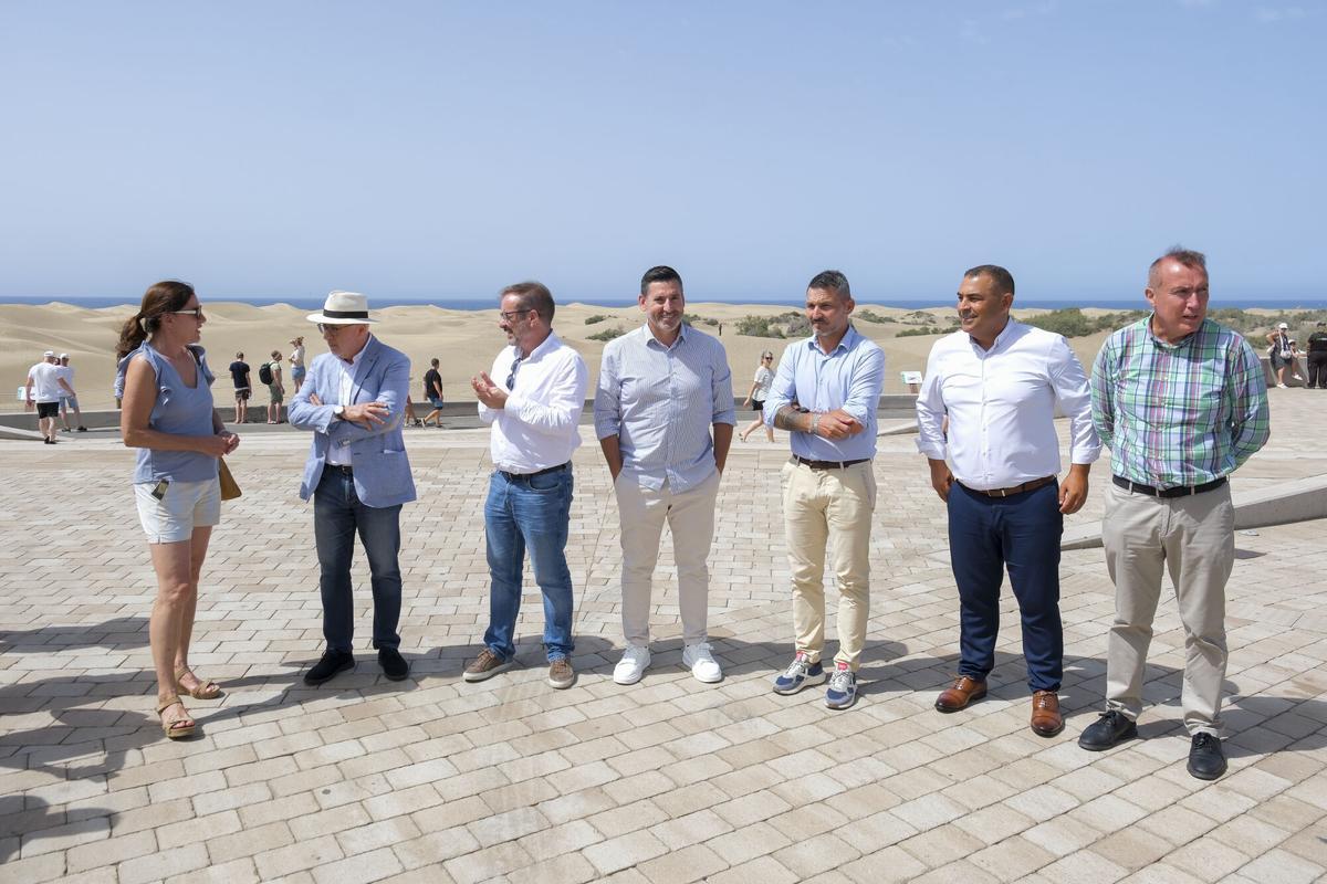 Autoridades del Cabildo y del ayuntamiento visitan las obras del proyecto Impulsa Maspalomas Autoridades del Cabildo y del ayuntamiento visitan las obras del proyecto Impulsa Maspalomas