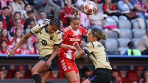 Semifinales de la Liga de Campeones Femenina de la UEFA: partido de ida entre el FC Bayern de Múnich y el FC Barcelona en Múnich.