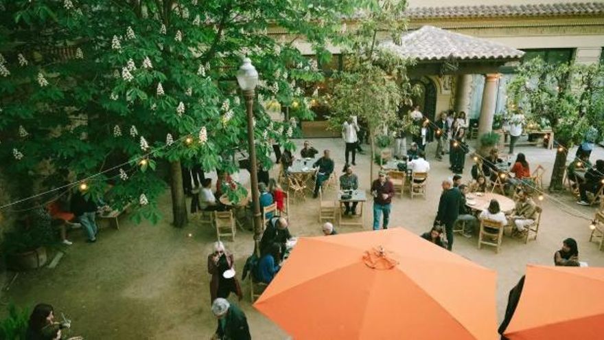 Plaer per la boca, plaer pels ulls: guia sobre gastronomia i art
