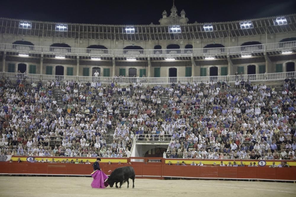 Corrida de toros en el Coliseo Balear