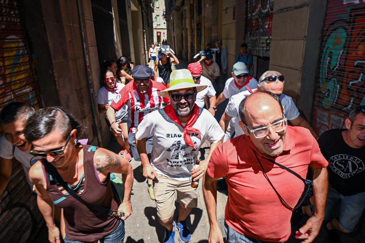 El barrio Gòtic celebra su San Fermín