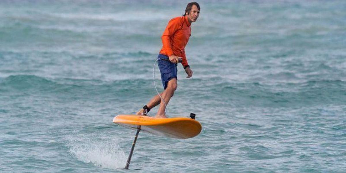 Volar sobre el agua ya es posible en Castellón