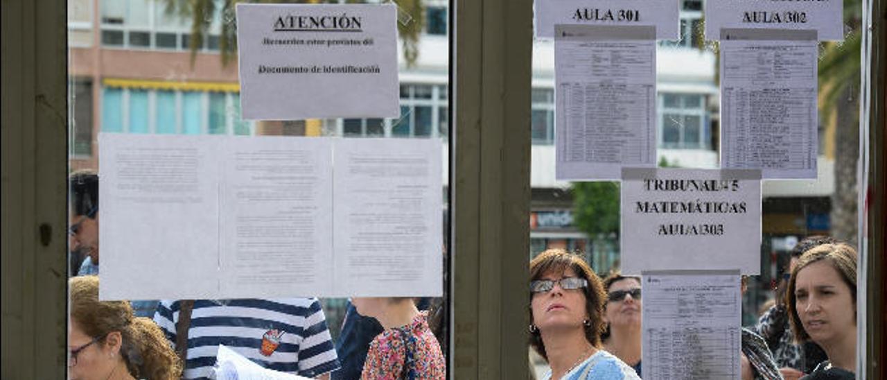 Unos 500 docentes han rechazado una plaza en este curso