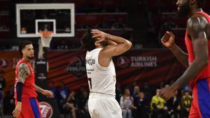 Campazzo, desolado durante los minutos de derrumbe blanco.