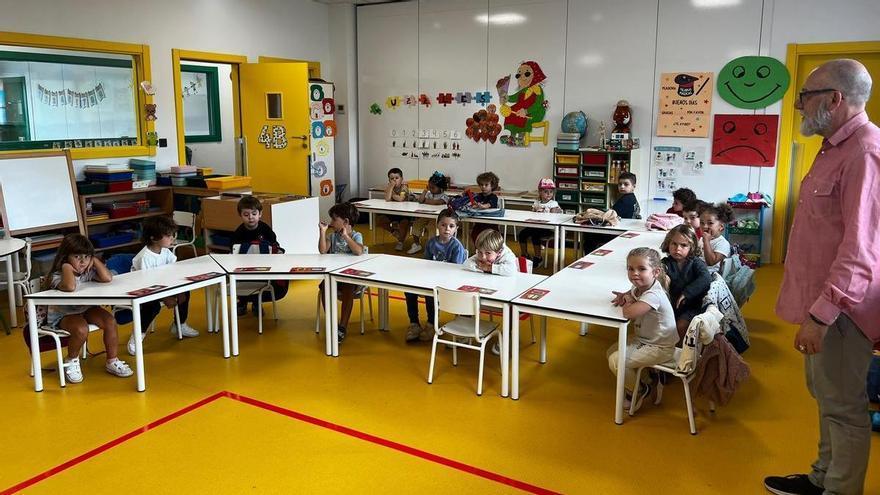 EN IMÁGENES: Regreso a las clases en Villaviciosa