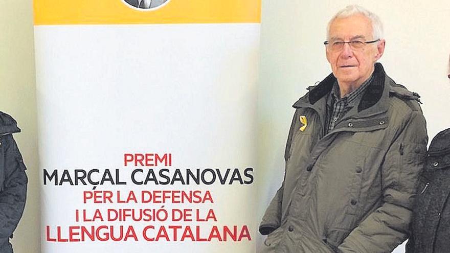 Mor l&#039;empresari, activista cultural olotí i professor de català Tomàs Costa i Munteis