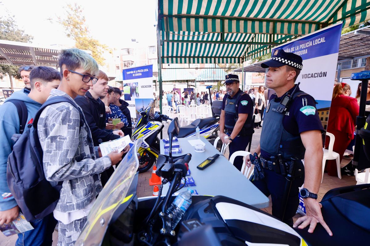 El distrito Sur celebra su Primera Feria del Empleo