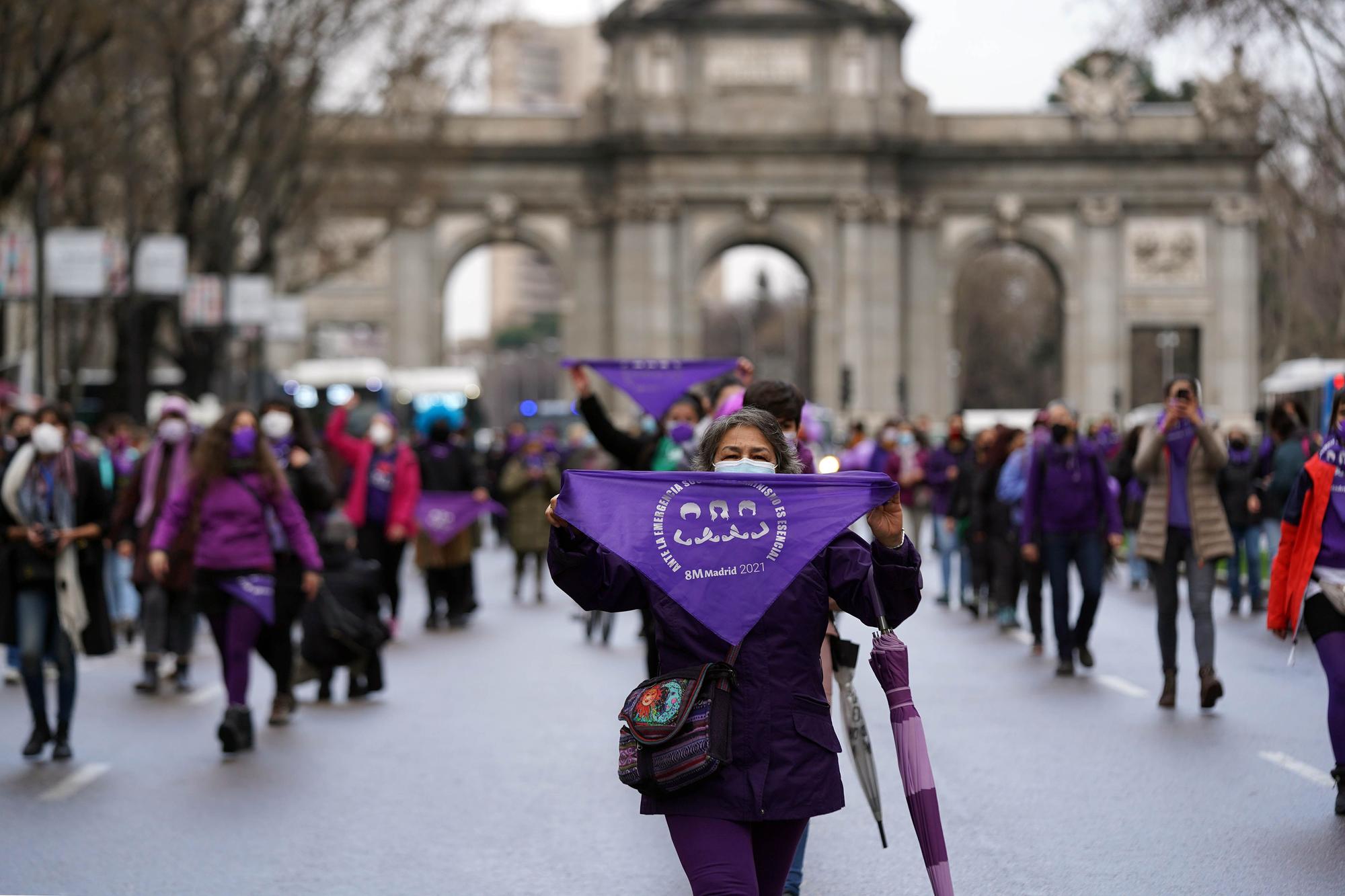 Metro, autobuses y cortes de tráfico en Madrid por la Huelga feminista del  8M