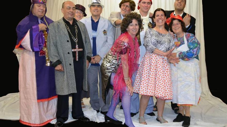 El elenco de actores de &#039;Habemus Pepis&#039;.