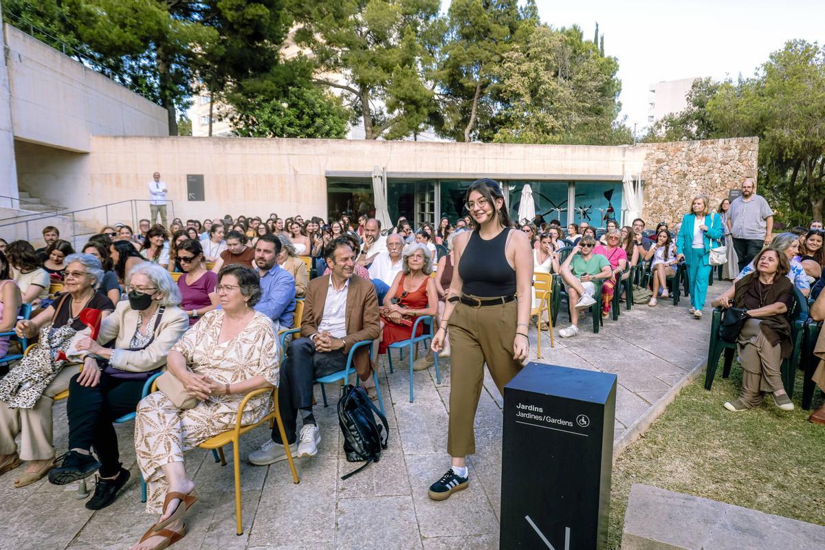 Las imágenes de la conversación especial entre las escritoras Joana Marcús y Carme Riera Las imágenes de la conversación especial entre las escritoras Joana Marcús y Carme Riera