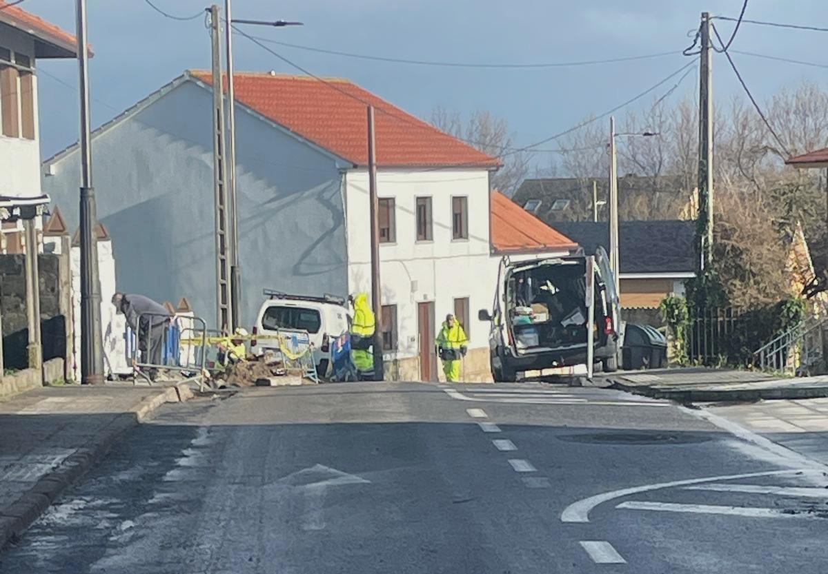 Obras na rúa Manuel Murguía de Aguiño.