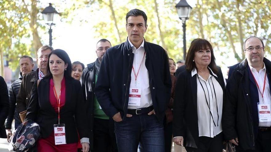 Los barones del PSOE cierran filas con Sánchez y con la &quot;transversalidad&quot; de Iceta