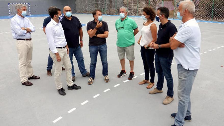 Visita del alcalde Bermúdez a las canchas de Cuesta Piedra.