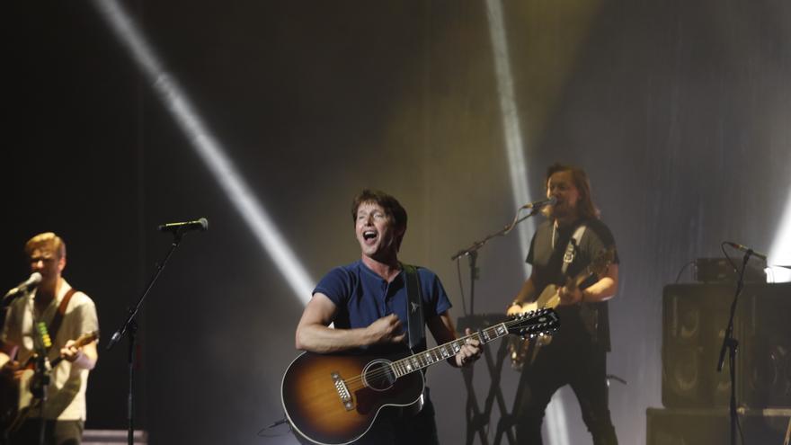 James Blunt enamora a la Laboral