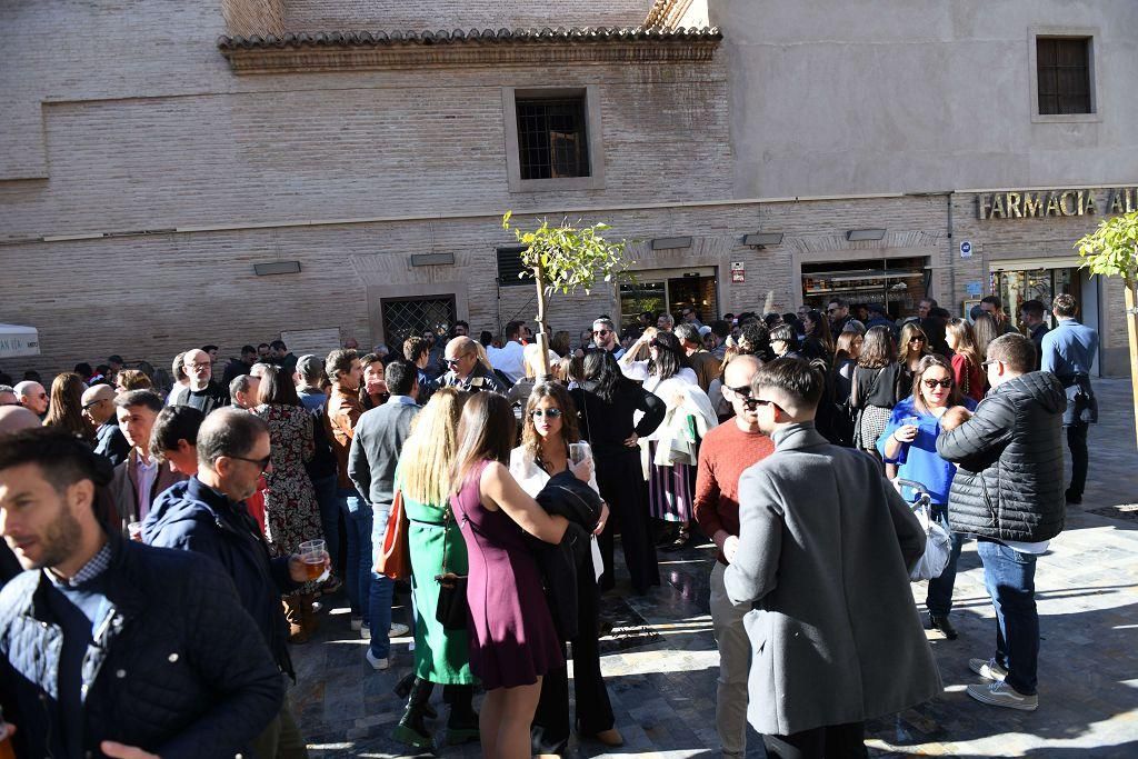 Murcia se echa a las calles durante el tardeo de Nochebuena