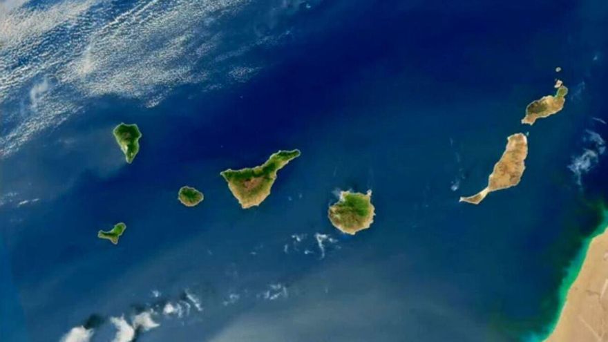 the impressive images of the Canary Islands from space