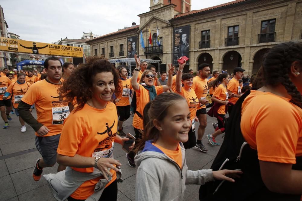 Carrera popular con Javier Gómez Noya, premio "Princesa de Asturias" de los Deportes 2016, en Avilés