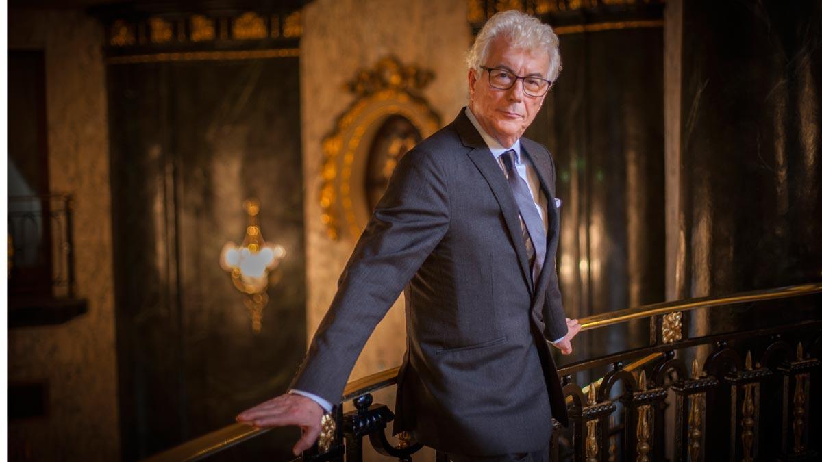 Ken Follett habla de su nuevo libro, 'Las tinieblas y el alba'