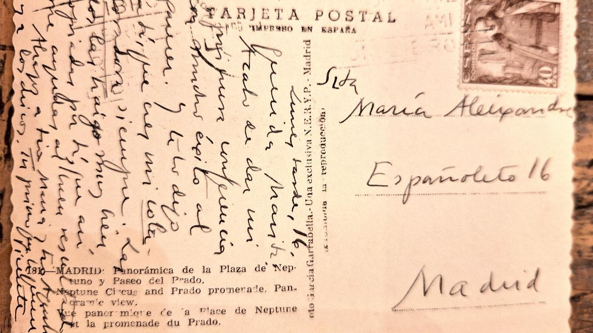 El fondo recuperado incluye también correspondencia familiar, un material poco conocido que amplía la mirada sobre la vida privada del poeta.