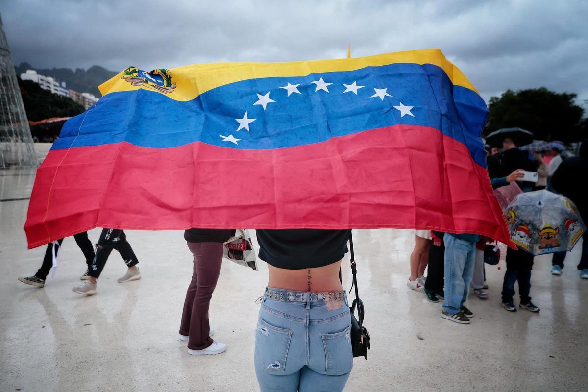 Concentración contra Maduro en plaza de España