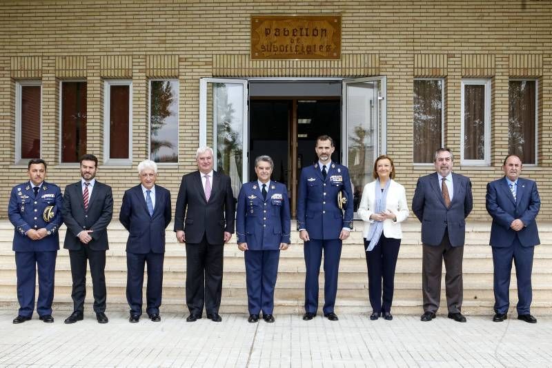 Fotogalería de la visita de Felipe VI a la Base Aérea de Zaragoza