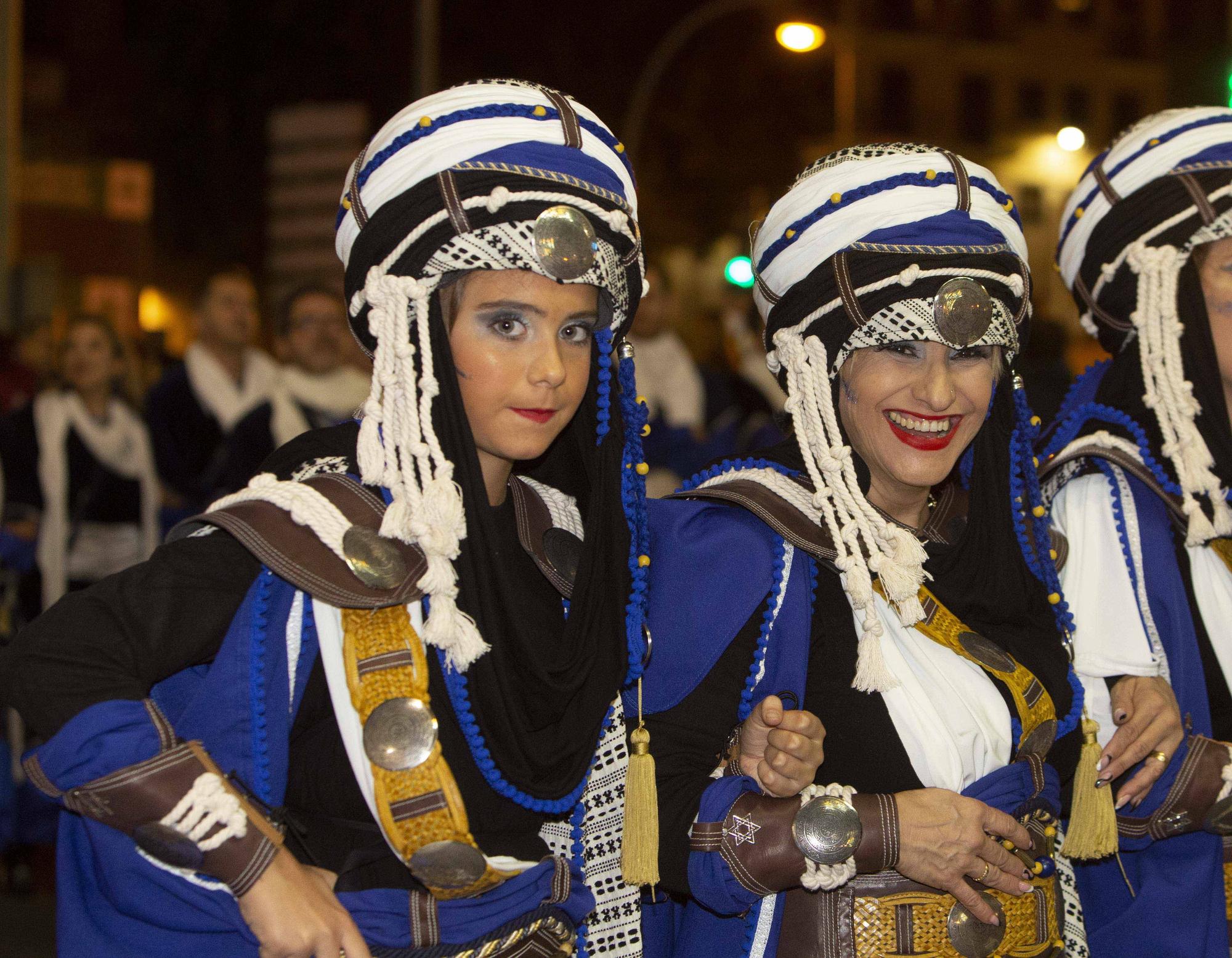 La Entrada Mora y Cristiana vuelve a desfilar por Alicante