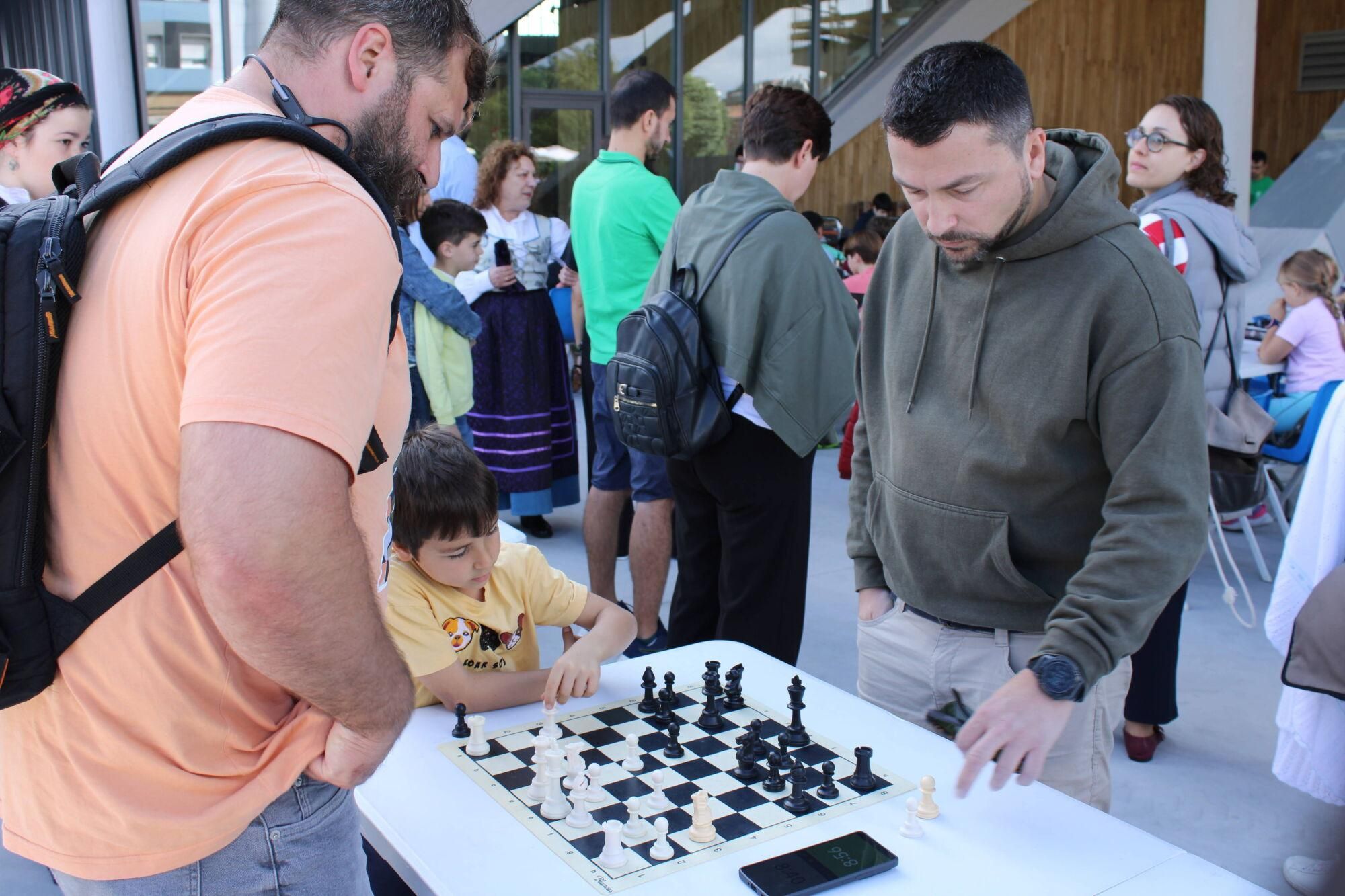Hora: 11:00 Ubicación: Oviedo-Palacio de los Deportes. Evento: Jornada de puertas abiertas con exhibiciones deportivas.