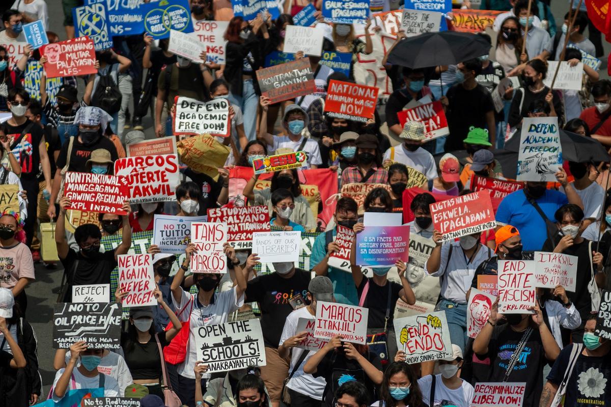 Protestas en Filipinas antes del primer discurso del estado de la nación de Marcos