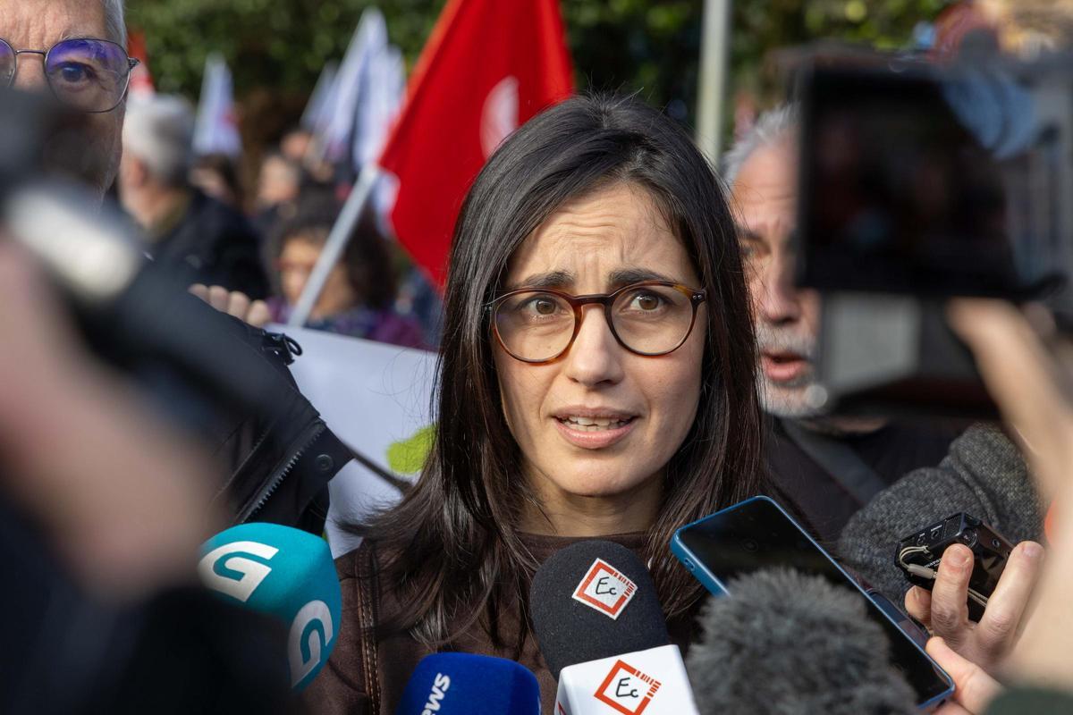 Manifestación en Santiago en contra del proyecto de Altri en Palas de Rei: así está transcurriendo Manifestación en Santiago en contra del proyecto de Altri en Palas de Rei: así está transcurriendo