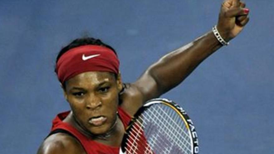 Serena Williams arranca a Ivanovic el primer puesto al ganar el Abierto de EE.UU