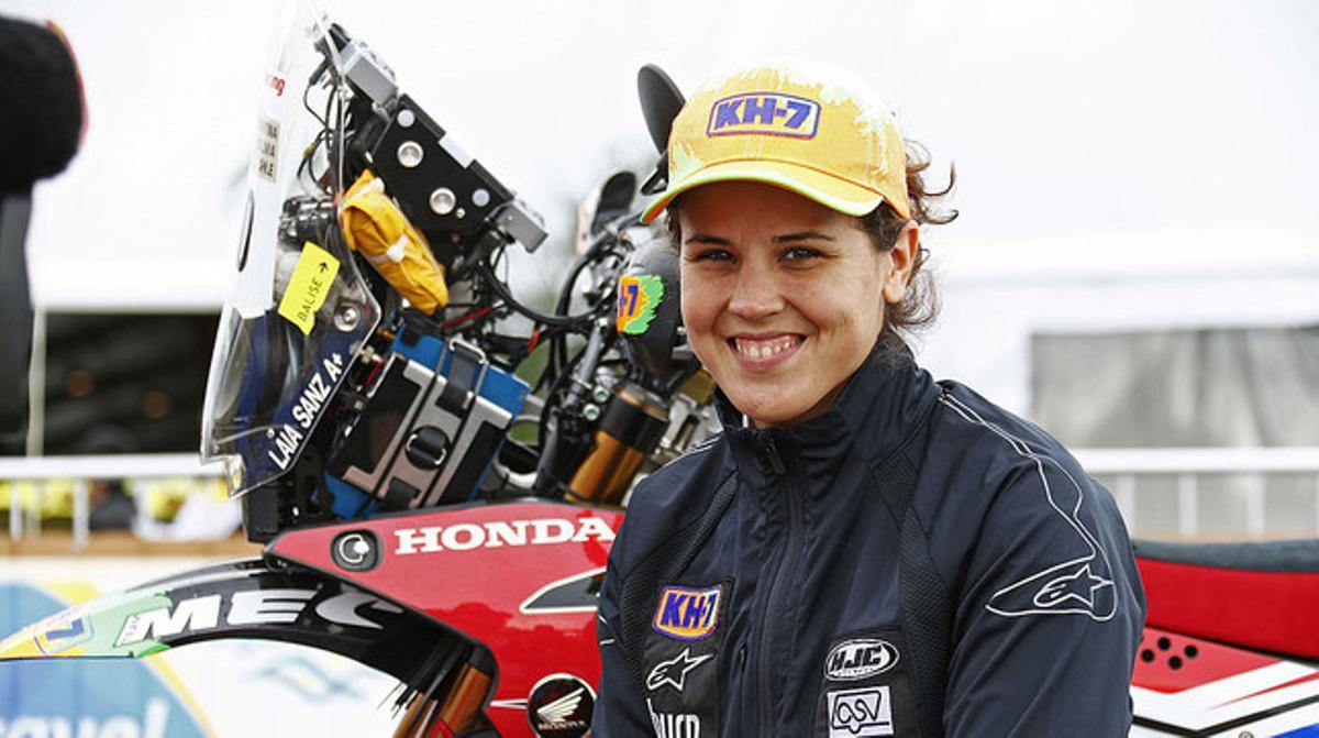 Laia Sanz, a Rosario, abans de començar el ral·li Dakar. Laia Sanz, a Rosario, abans de començar el ral·li Dakar.