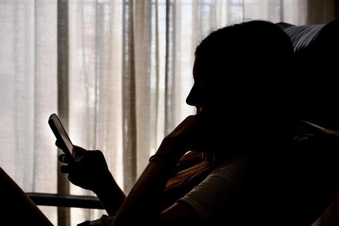 Toque de queda nocturno en redes sociales para los jóvenes británicos de 16 y 17 años